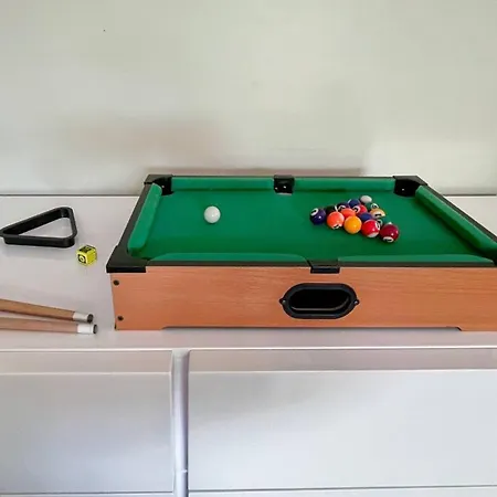 Modern 1 Bedroom
