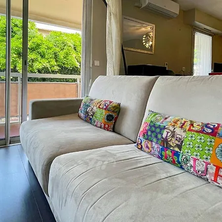 Apartment Modern 1 Bedroom Cannes